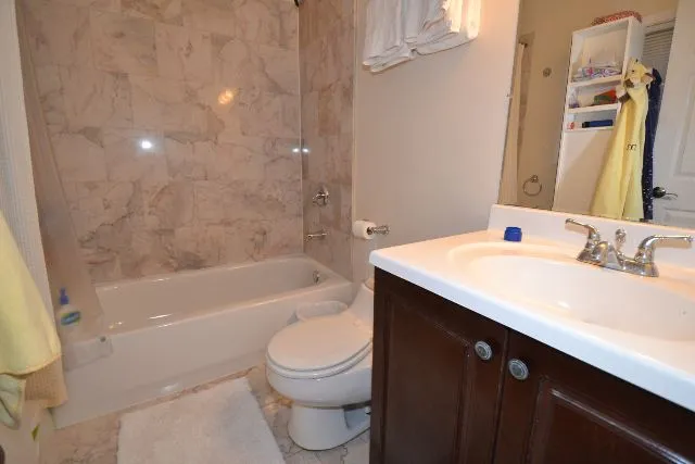 3121 N Hoyne Ave, , 60618, USA 60618-unit#2-Chicago-IL