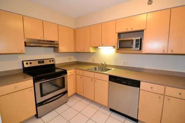 2555 N Clark St, , 60614, USA 60614-unit#301-Chicago-IL
