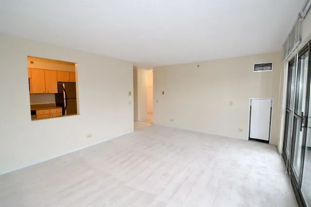 2555 N Clark St, , 60614, USA 60614-unit#301-Chicago-IL