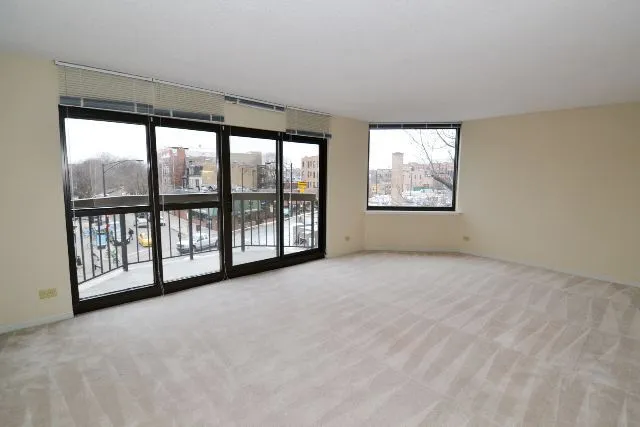 2555 N Clark St, , 60614, USA 60614-unit#301-Chicago-IL