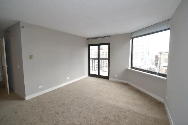 2555 N Clark St, ,  60614, USA 60614-unit#508-Chicago-IL