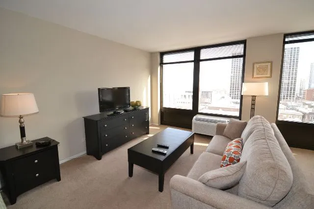 4334 N Hazel St, , 60613, USA 60613-unit#1615-Chicago-IL