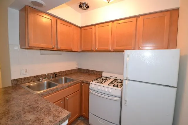 540 W Roscoe St, , 60657, USA 60657-unit#387-Chicago-IL