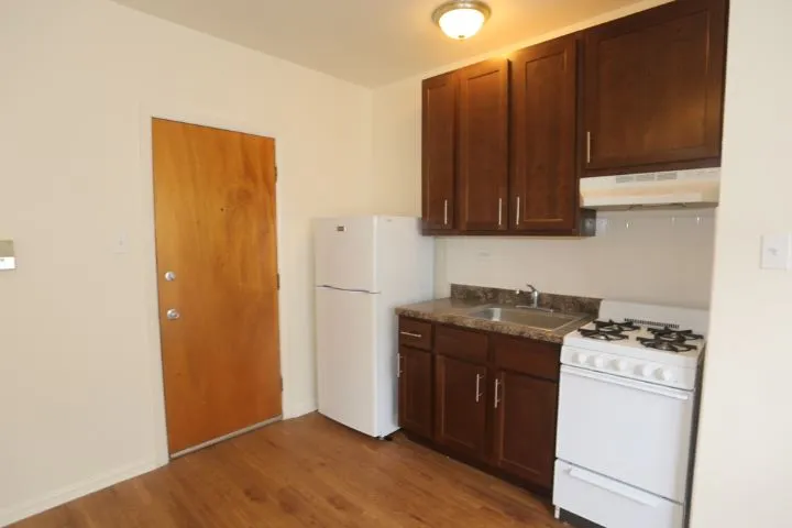 4756 N Maplewood Ave, ,  60625, USA 60625-unit#211-Chicago-IL
