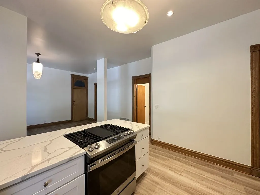3559 N Ashland Ave, , 60657, USA 60657-unit#1R-Chicago-IL