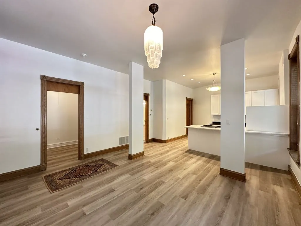 3559 N Ashland Ave, , 60657, USA 60657-unit#1R-Chicago-IL