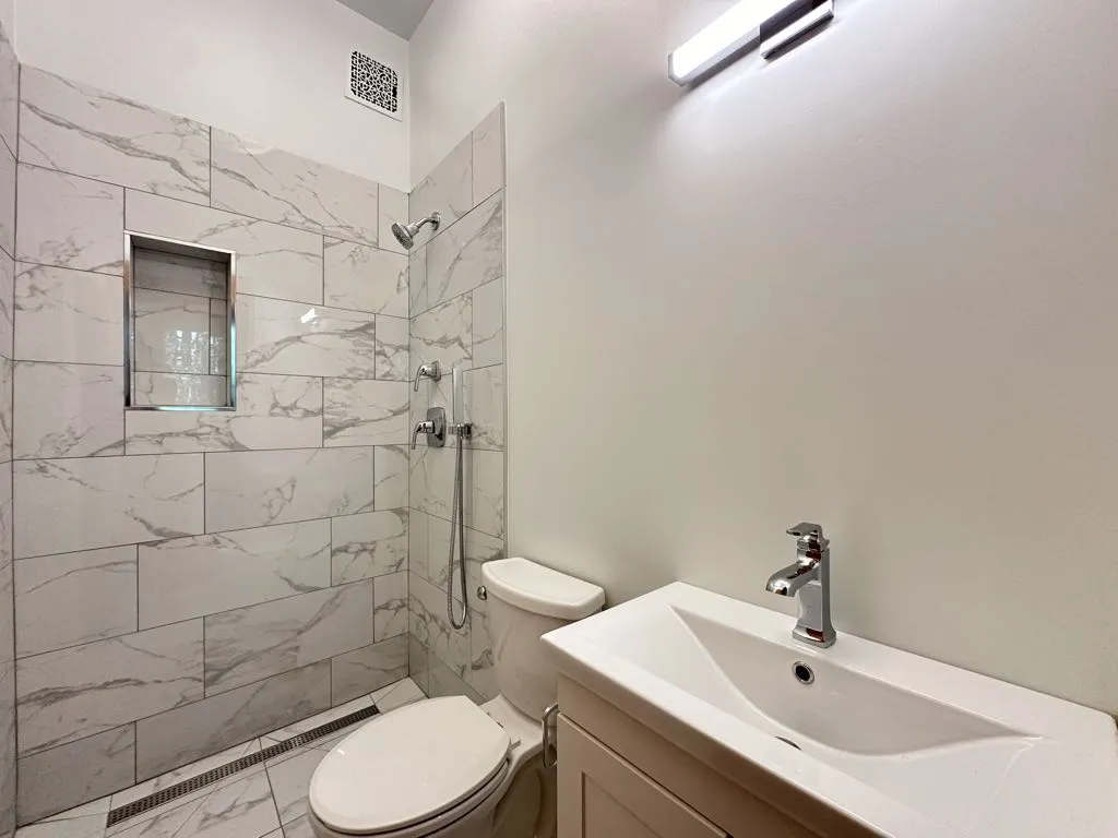 3559 N Ashland Ave, , 60657, USA 60657-unit#1R-Chicago-IL
