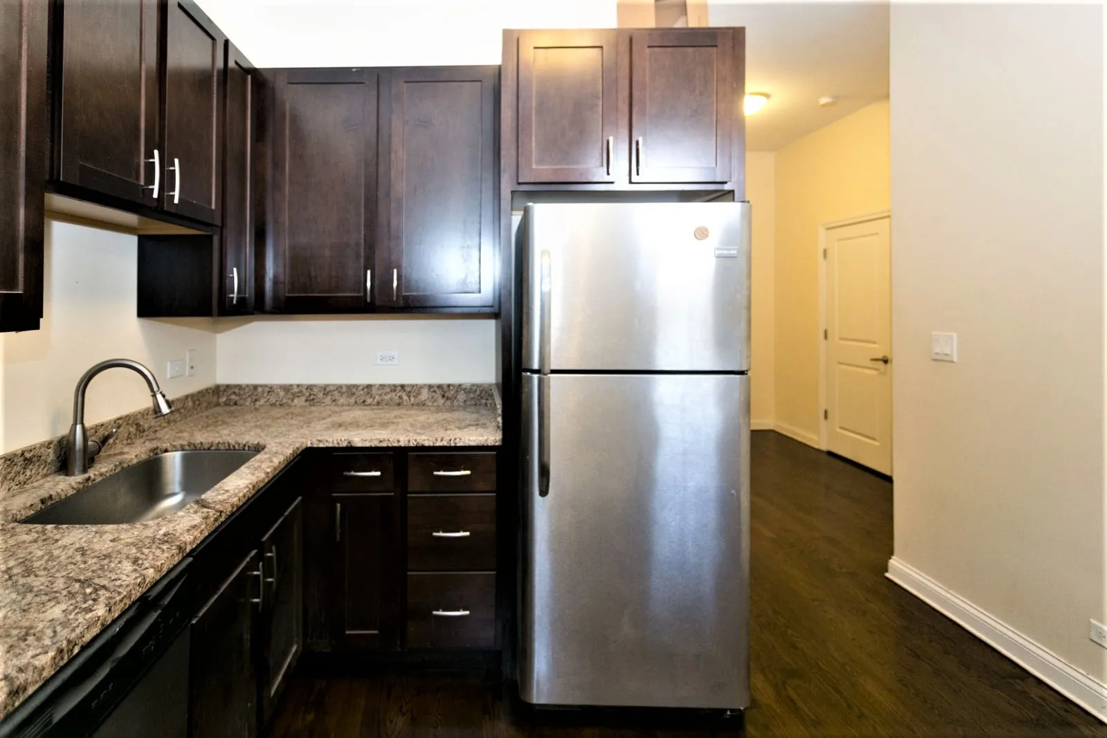 1758 W Montrose Ave, ,  60613, USA 60613-unit#1-Chicago-IL