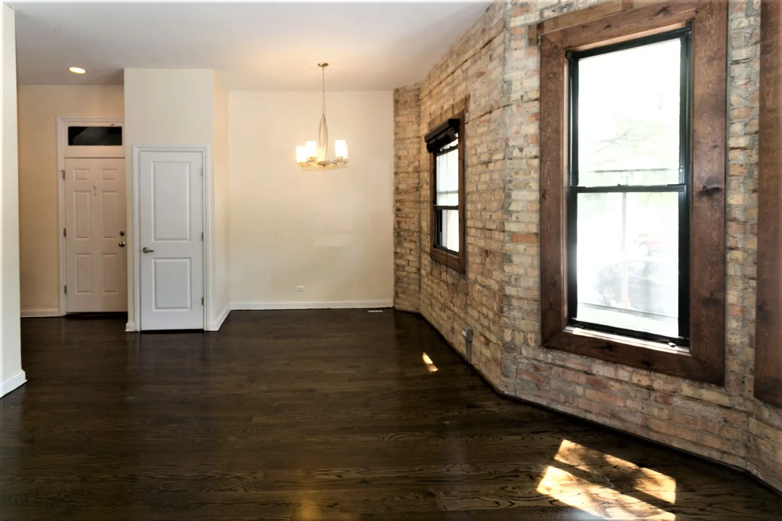 1758 W Montrose Ave, ,  60613, USA 60613-unit#1-Chicago-IL