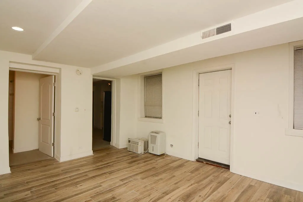 N LaSalle St, , , USA 60610-unit#G-Chicago-IL