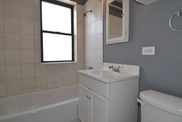 3325 N Lakewood Ave, , 60657, USA 60657-unit#2-Chicago-IL