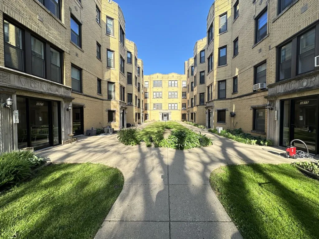 3817 N Greenview Ave, , 60613, USA 60613-unit#1E-Chicago-IL