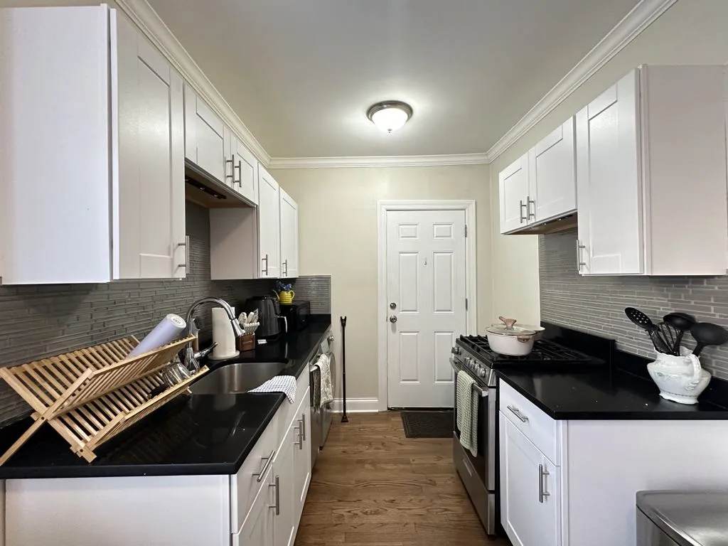 3817 N Greenview Ave, ,  60613, USA 60613-unit#1E-Chicago-IL