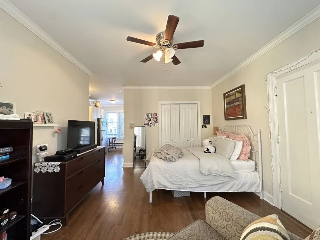 3817 N Greenview Ave, ,  60613, USA 60613-unit#1E-Chicago-IL