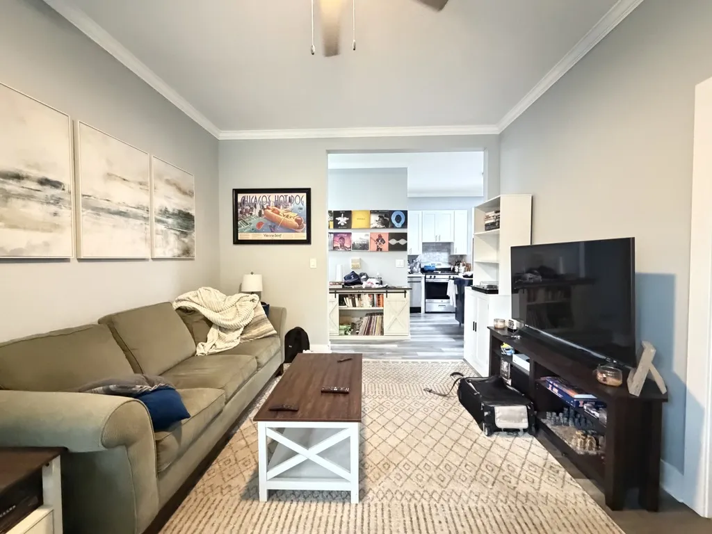 923 W Waveland Ave, ,  60613, USA 60657-unit#1D-Chicago-IL