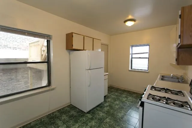 5746 N Winthrop Ave, ,  60660, USA 60660-unit#304-Chicago-IL