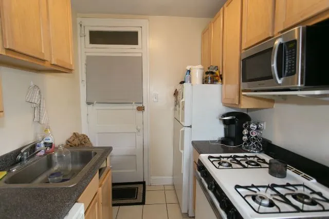 1253 W Henderson St, ,  60657, USA 60657-unit#3-Chicago-IL