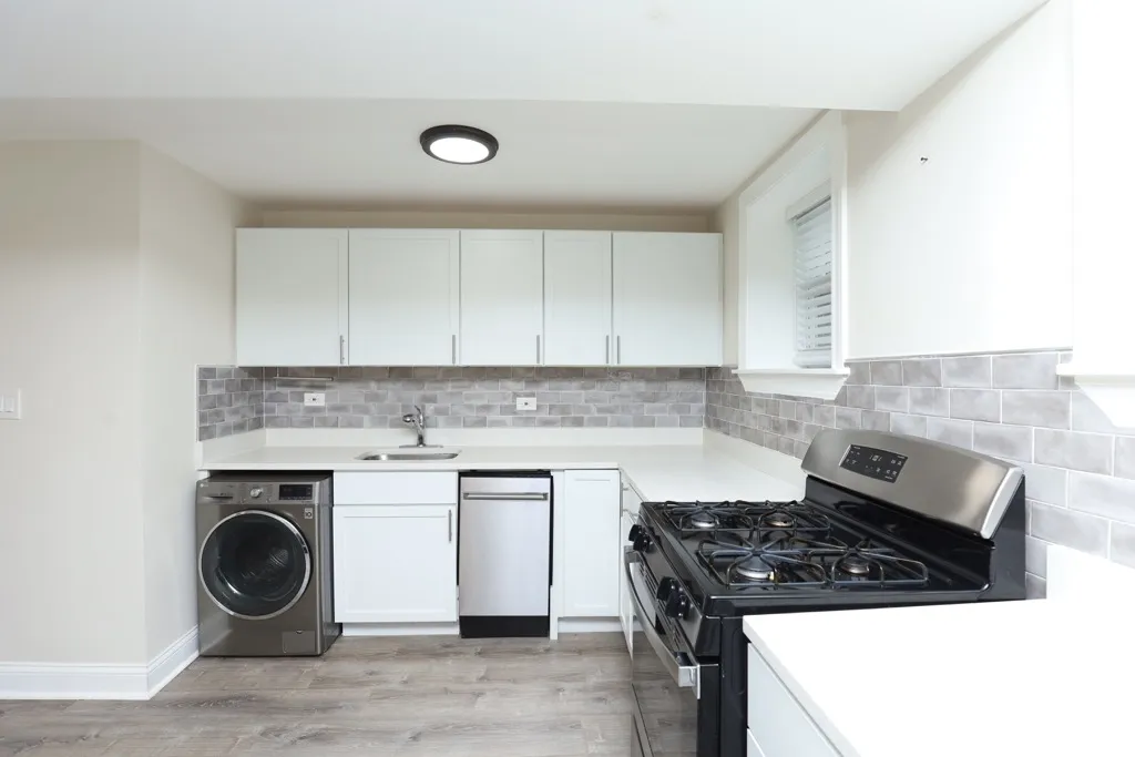 856 W George St, ,  60657, USA 60657-unit#G-Chicago-IL