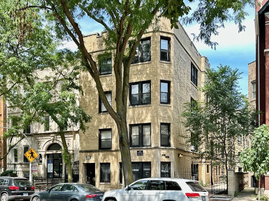 648 W Roscoe St, , 60657, USA 60657-unit#1N-Chicago-IL