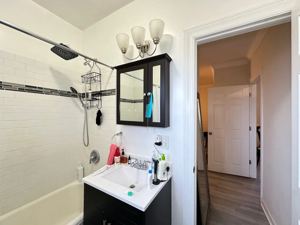 648 W Roscoe St, ,  60657, USA 60657-unit#1N-Chicago-IL