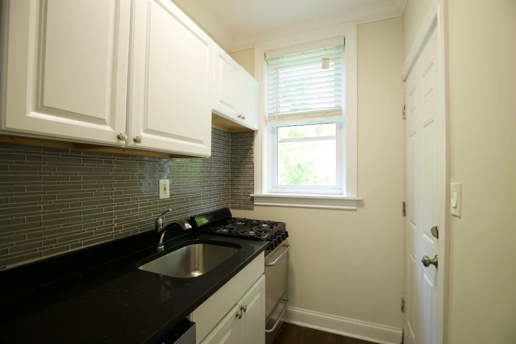 646 W Roscoe St, ,  60657, USA 60657-unit#2S-Chicago-IL