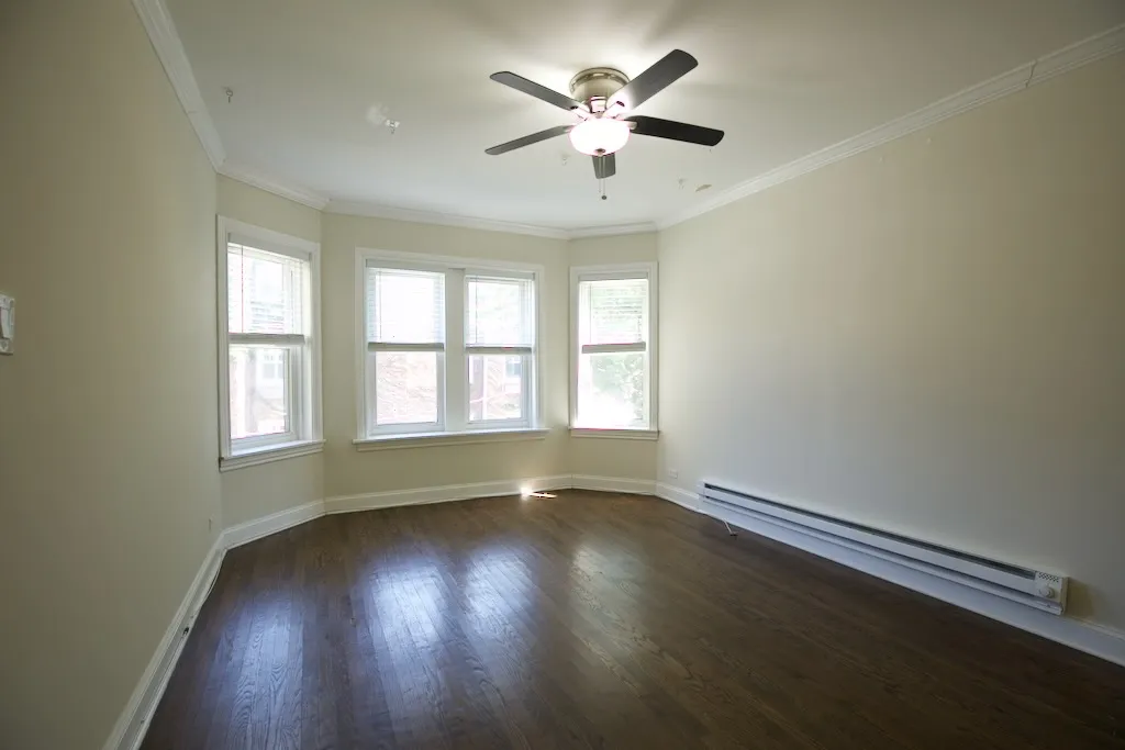 646 W Roscoe St, ,  60657, USA 60657-unit#2S-Chicago-IL