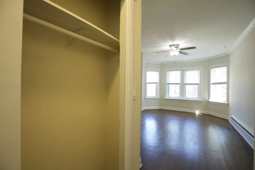 646 W Roscoe St, ,  60657, USA 60657-unit#2S-Chicago-IL