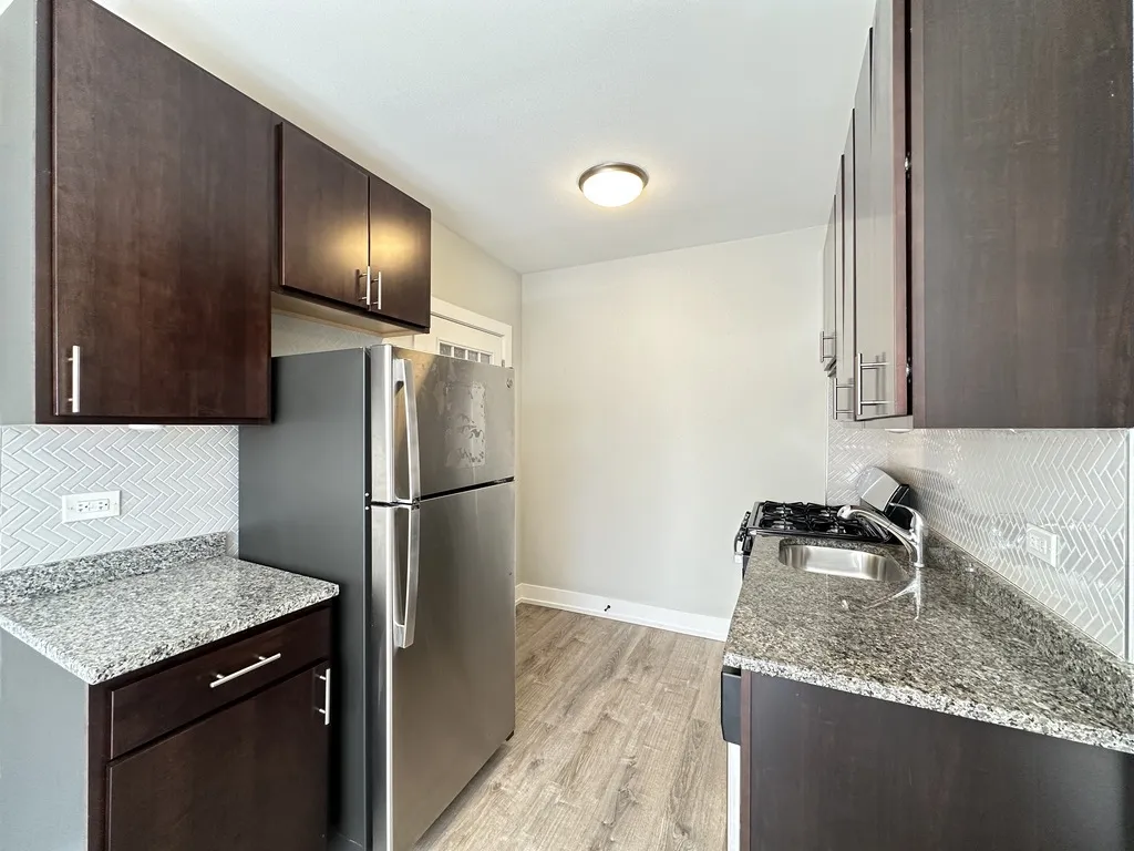 713 W Brompton Ave, ,  60657, USA 60657-unit#63-Chicago-IL