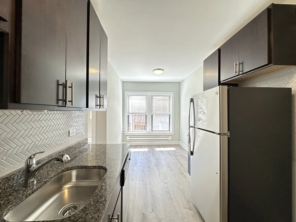 713 W Brompton Ave, ,  60657, USA 60657-unit#63-Chicago-IL