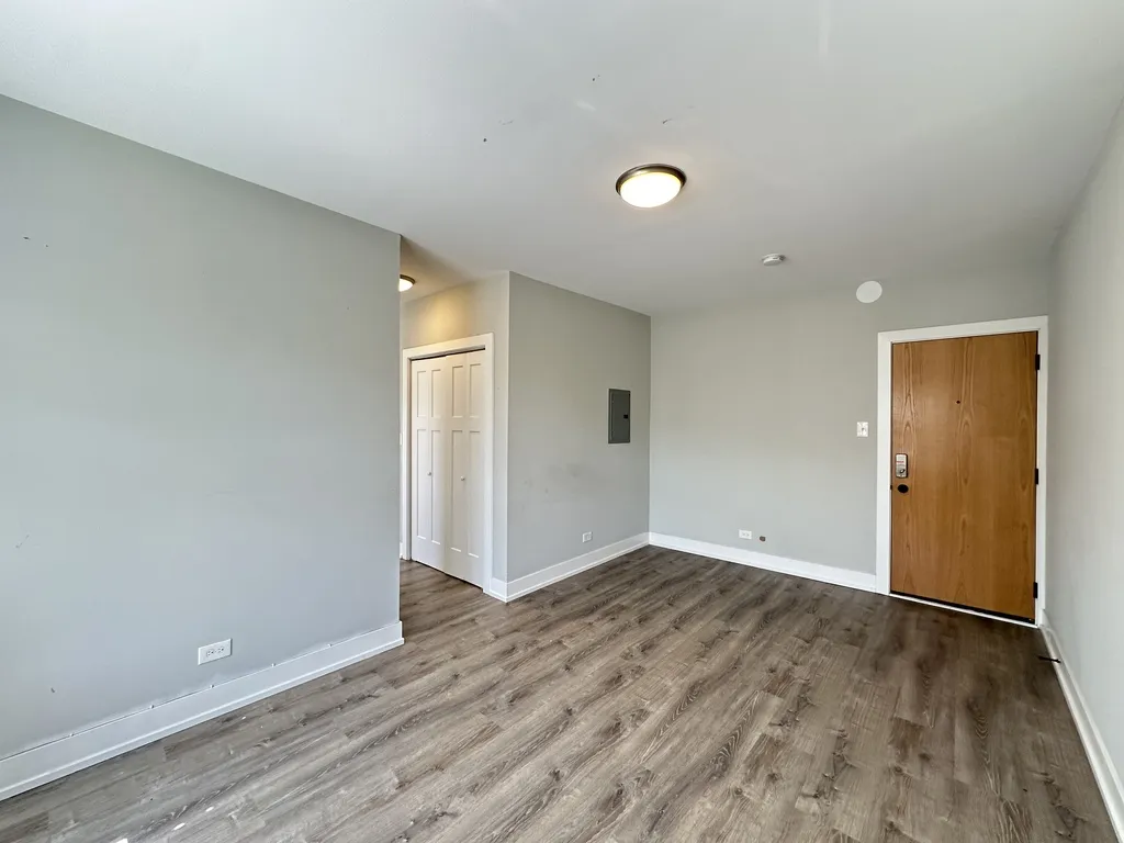 713 W Brompton Ave, ,  60657, USA 60657-unit#63-Chicago-IL
