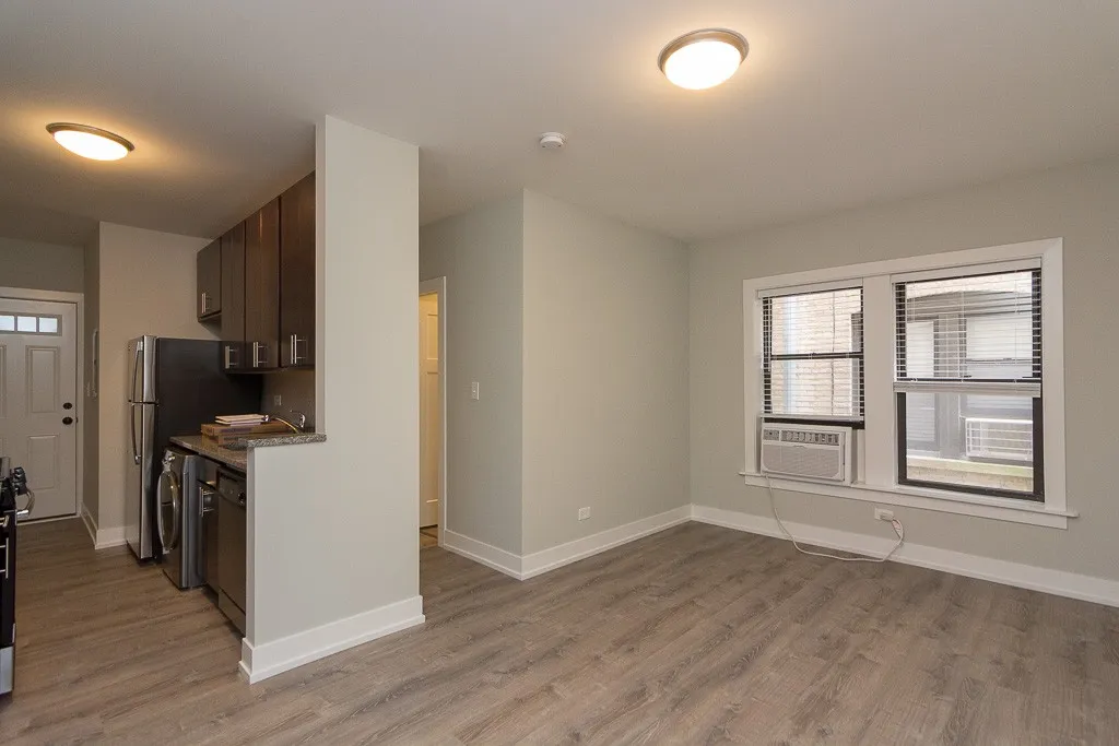 711 W Brompton Ave, , 60657, USA 60657-unit#46-Chicago-IL