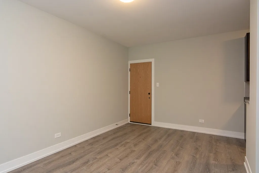 711 W Brompton Ave, , 60657, USA 60657-unit#46-Chicago-IL