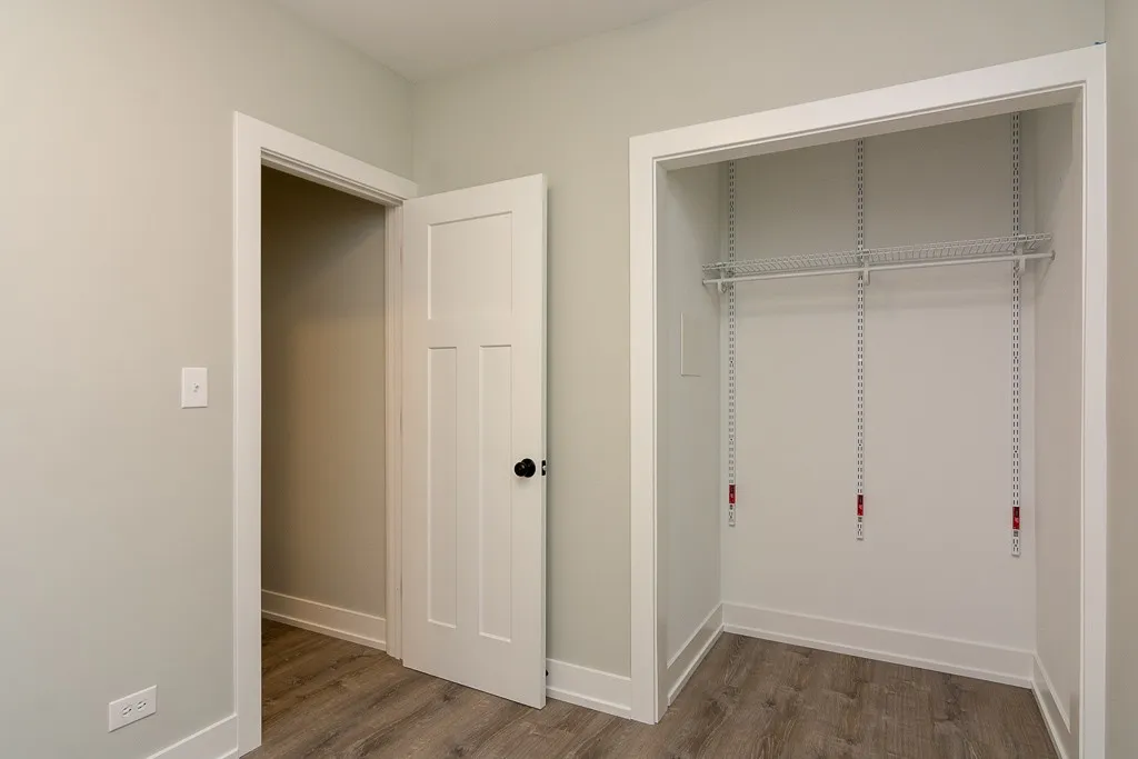 711 W Brompton Ave, , 60657, USA 60657-unit#46-Chicago-IL