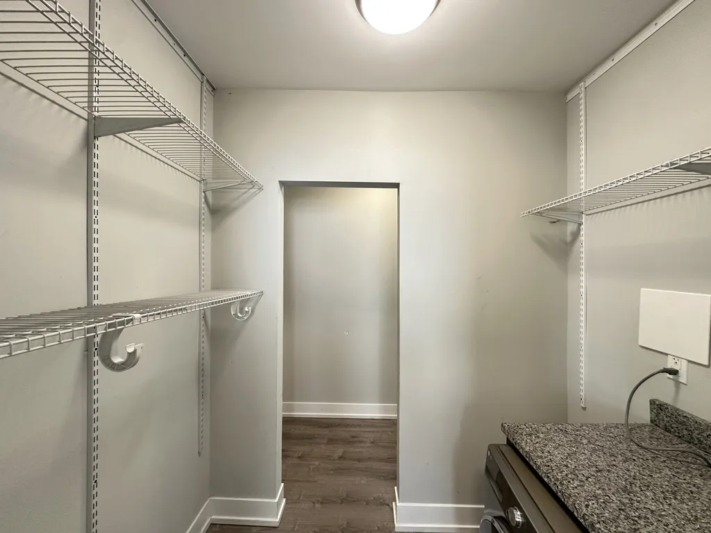 713 W Brompton Ave, ,  60657, USA 60657-unit#65-Chicago-IL
