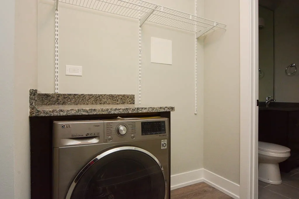 709 W Brompton Ave, , 60657, USA 60657-unit#38-Chicago-IL