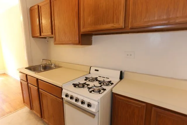 624 W Cornelia Ave, , 60657, USA 60657-unit#2N-Chicago-IL