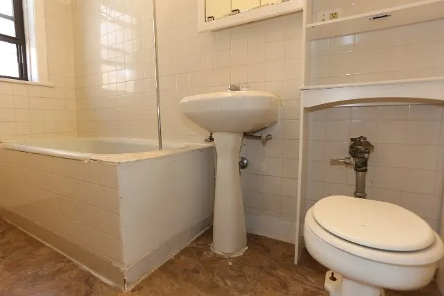 624 W Cornelia Ave, , 60657, USA 60657-unit#2N-Chicago-IL