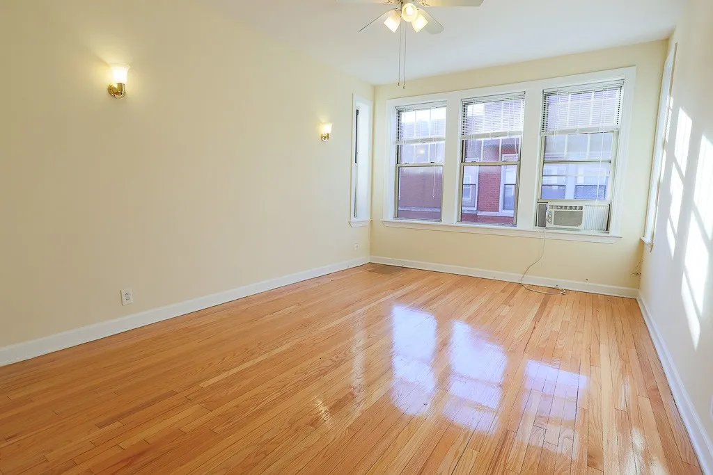 552 W Aldine Ave, , 60657, USA 60657-unit#3N-Chicago-IL