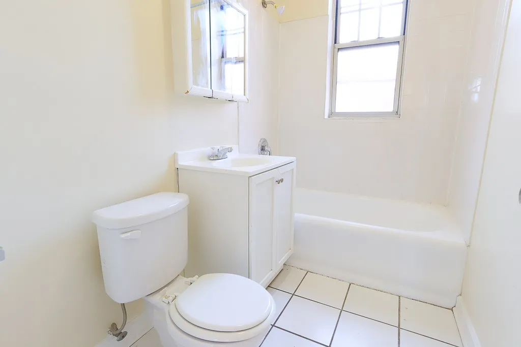 552 W Aldine Ave, , 60657, USA 60657-unit#3N-Chicago-IL