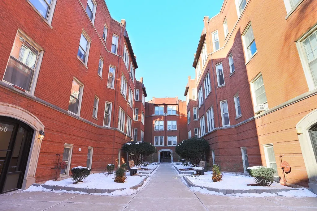 552 W Aldine Ave, , 60657, USA 60657-unit#3N-Chicago-IL