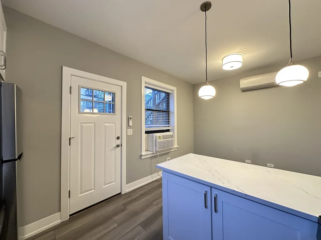 3941 N Janssen Ave, , 60613, USA 60613-unit#1E-Chicago-IL