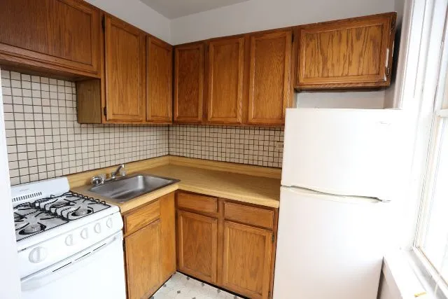 711 W Belmont Ave, , 60657, USA 60657-unit#205-Chicago-IL
