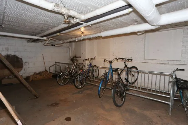 711 W Belmont Ave, , 60657, USA 60657-unit#205-Chicago-IL