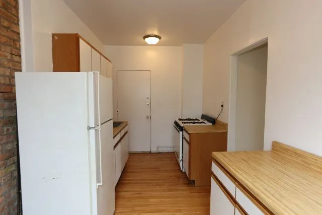 955 W Cornelia Ave, , 60657, USA 60657-unit#3C-Chicago-IL