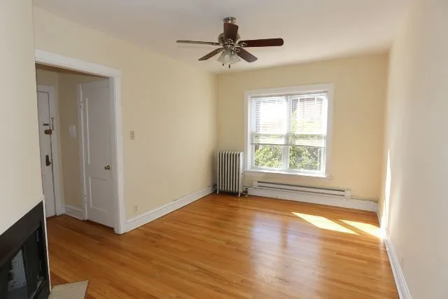 949 W Cornelia Ave, , 60657, USA 60657-unit#2B-Chicago-IL