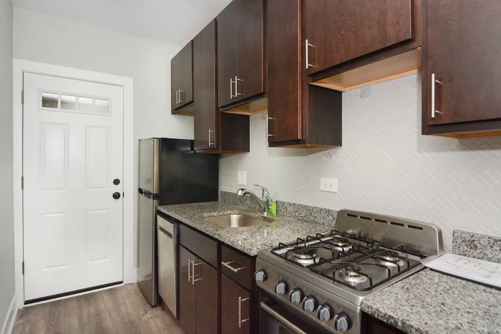 707 W Brompton Ave, , 60657, USA 60657-unit#36-Chicago-IL