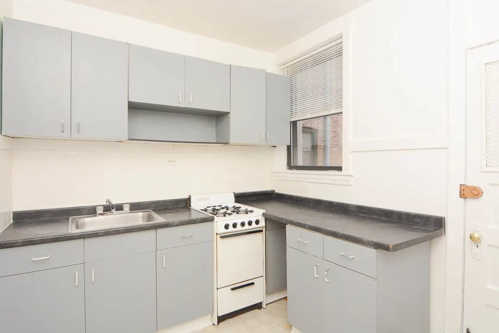 630 W Cornelia Ave, , 60657, USA 60657-unit#2S-Chicago-IL