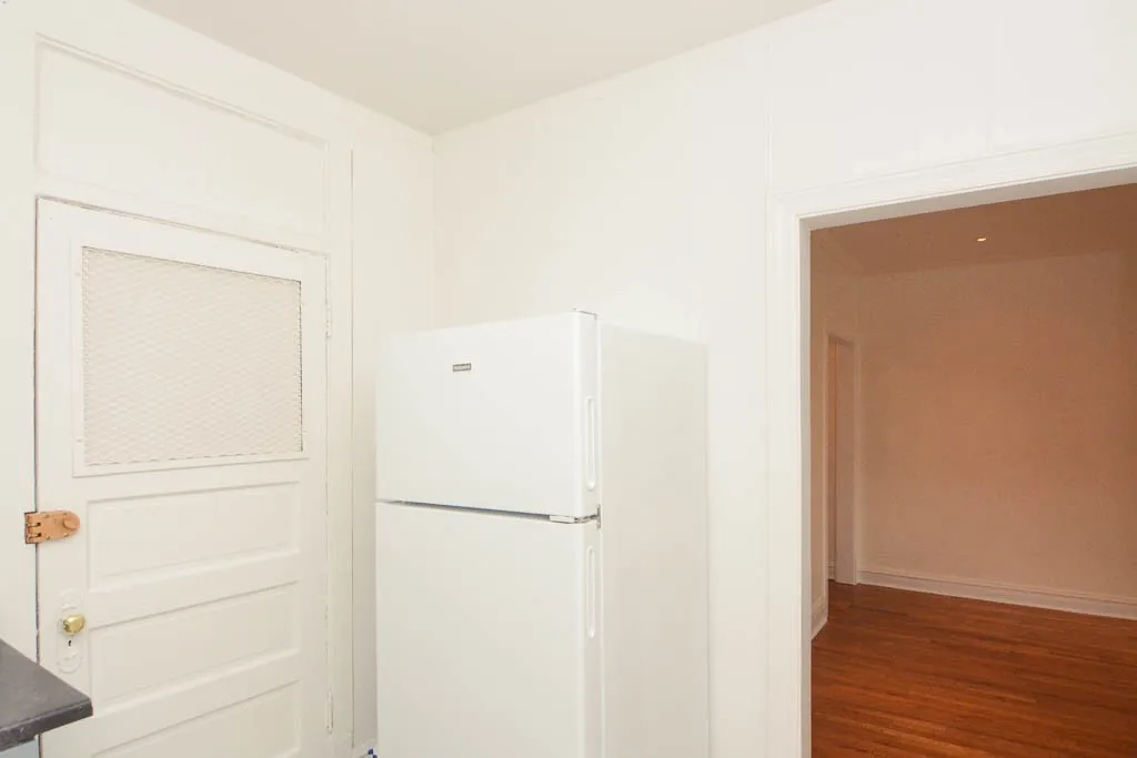 630 W Cornelia Ave, , 60657, USA 60657-unit#2S-Chicago-IL