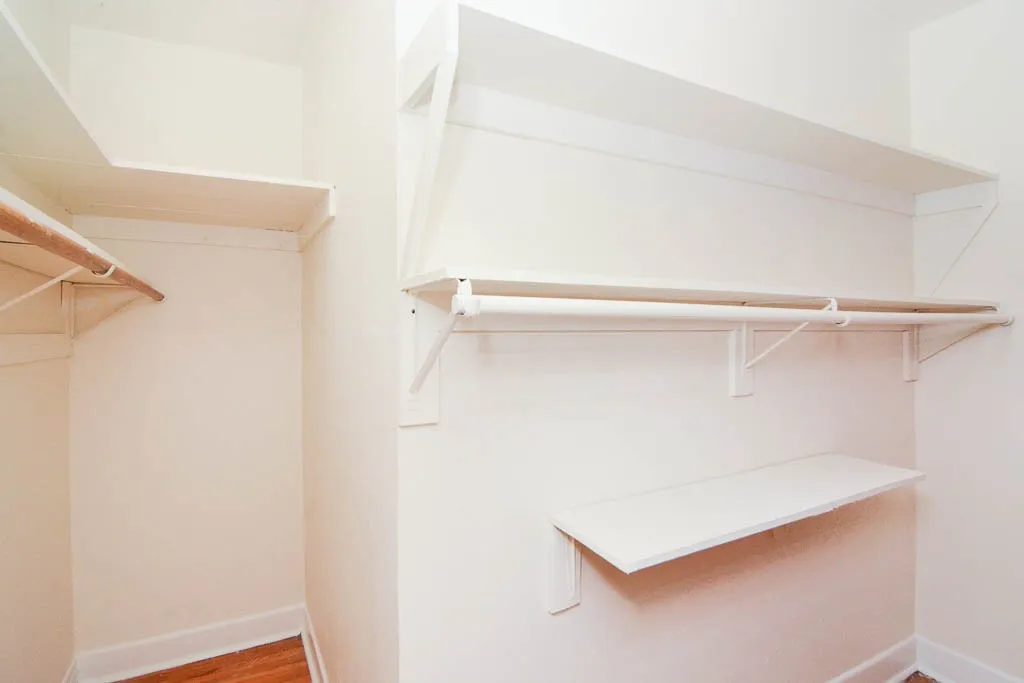 630 W Cornelia Ave, , 60657, USA 60657-unit#2S-Chicago-IL