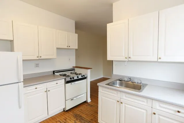 654 W Cornelia Ave, , 60657, USA 60657-unit#6-Chicago-IL